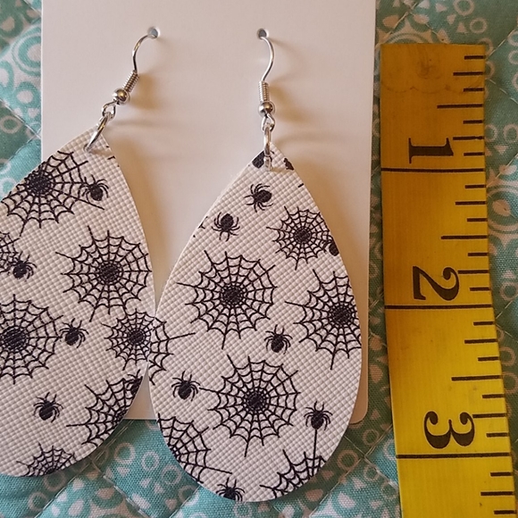 Faux Leather Halloween Spider Webs Earrings - Picture 2 of 3